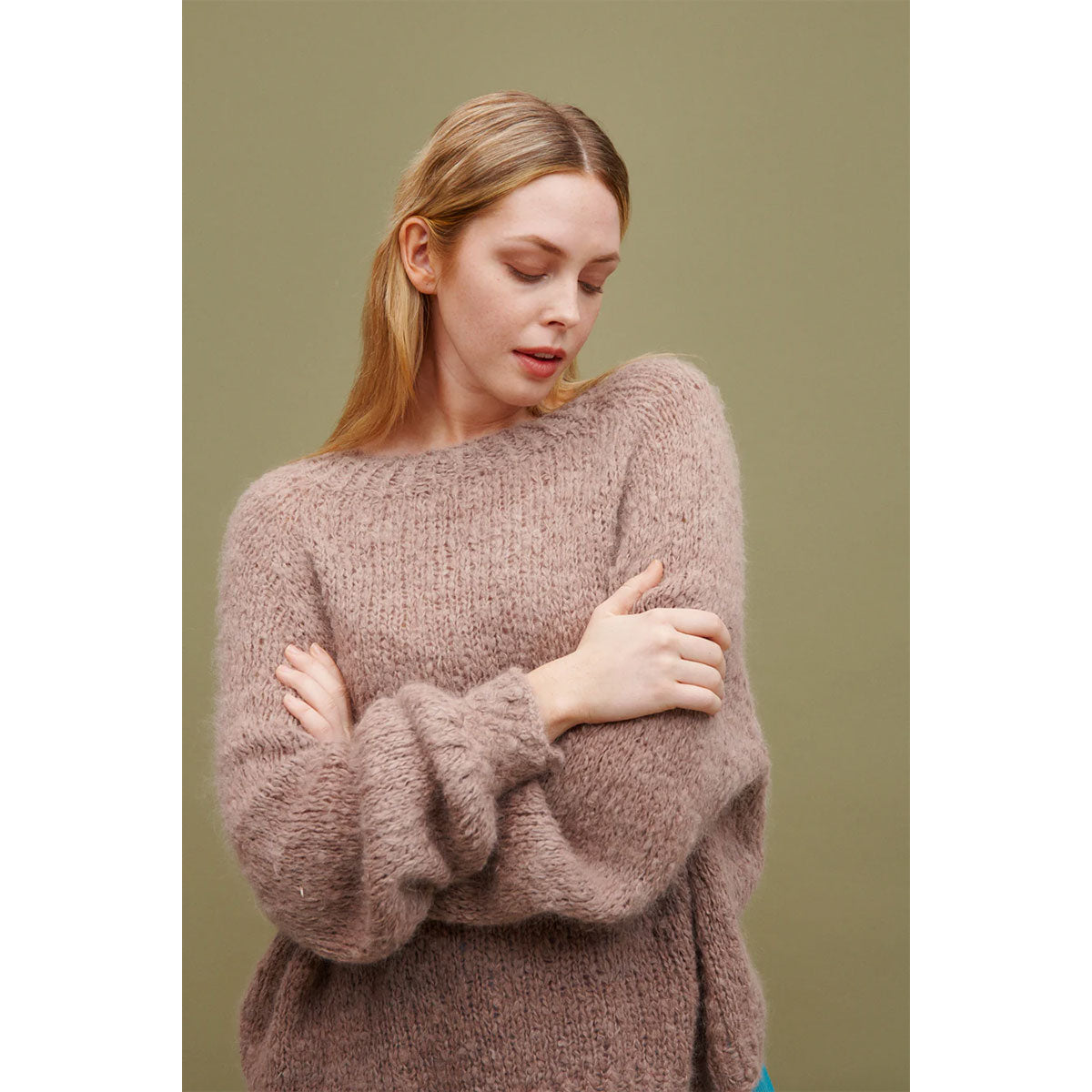 Laine Magazine 52 Weeks Books - 52 Weeks of Stunning Chunky Knit Accessories