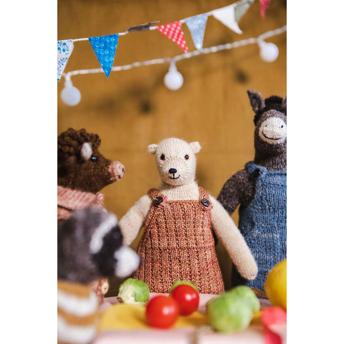Laine Magazine Mouche & Friends: Exclusive Seamless Knit Toys for Endless Love