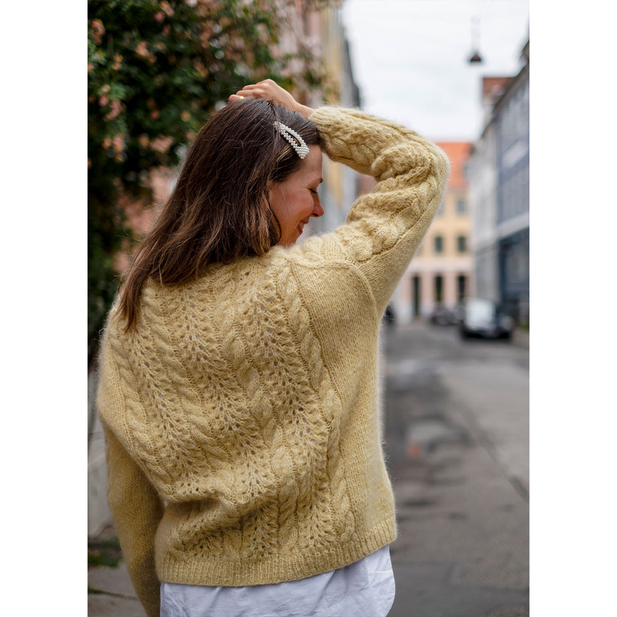 Veronika Lindberg's Laine Magazine Books - Knits to Wear: Effortless and Stylish Patterns by Kutova Kika