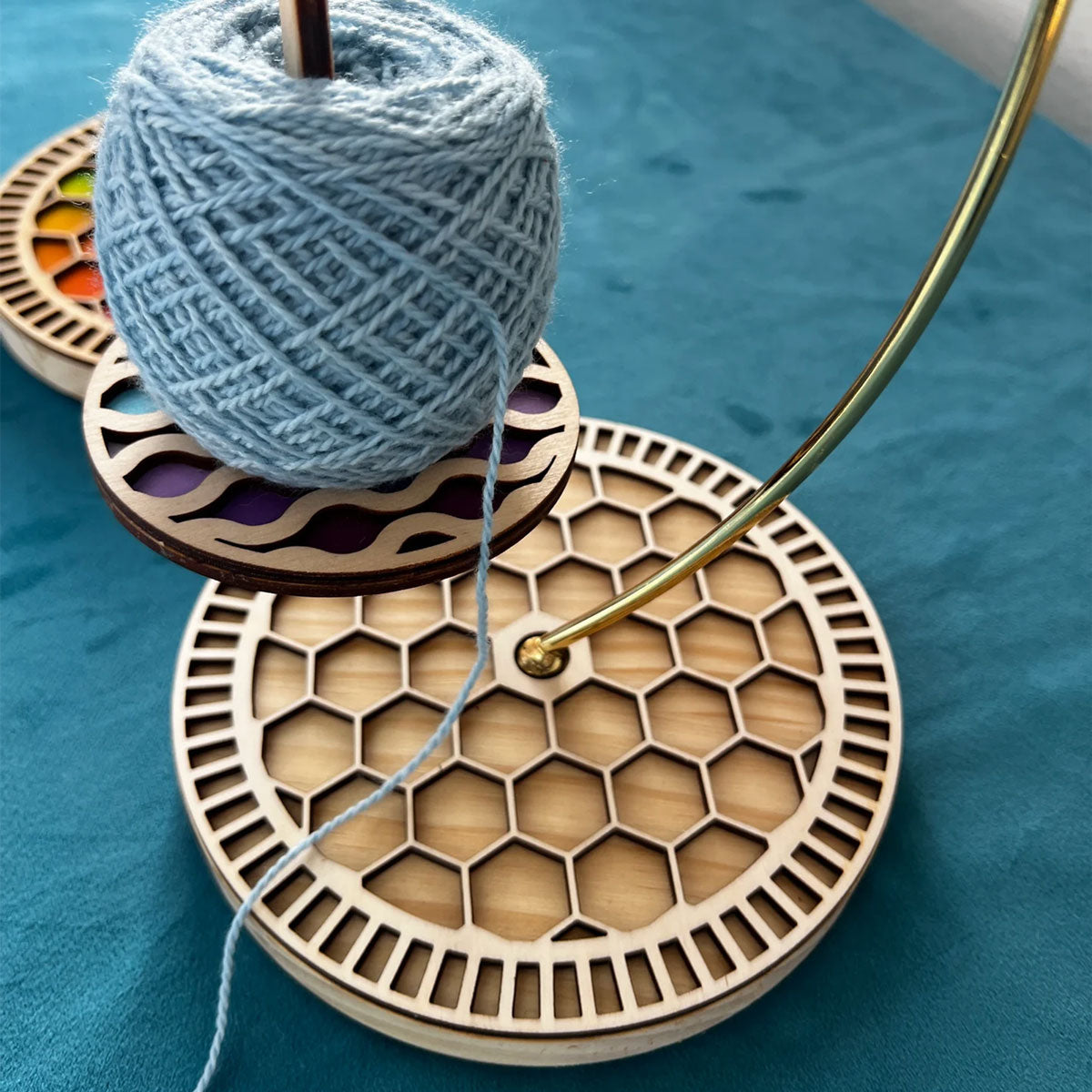 Lemonwood The Minder Minder - Natural: A Must - Have for Fiber Arts