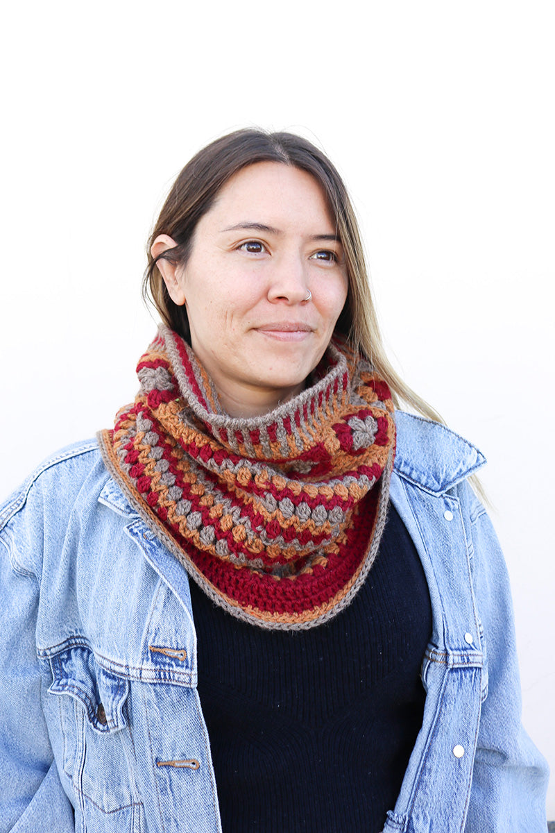 Jimmy Beans Wool SNYC Patterns - Exclusive Desert Ember Cowl PDF Download for 2023 Sierra Nevada Yarn Crawl
