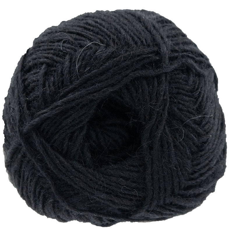 Lopi Fjallalopi Premium Yarn - 3059 Raven Black for Cozy Knitwear