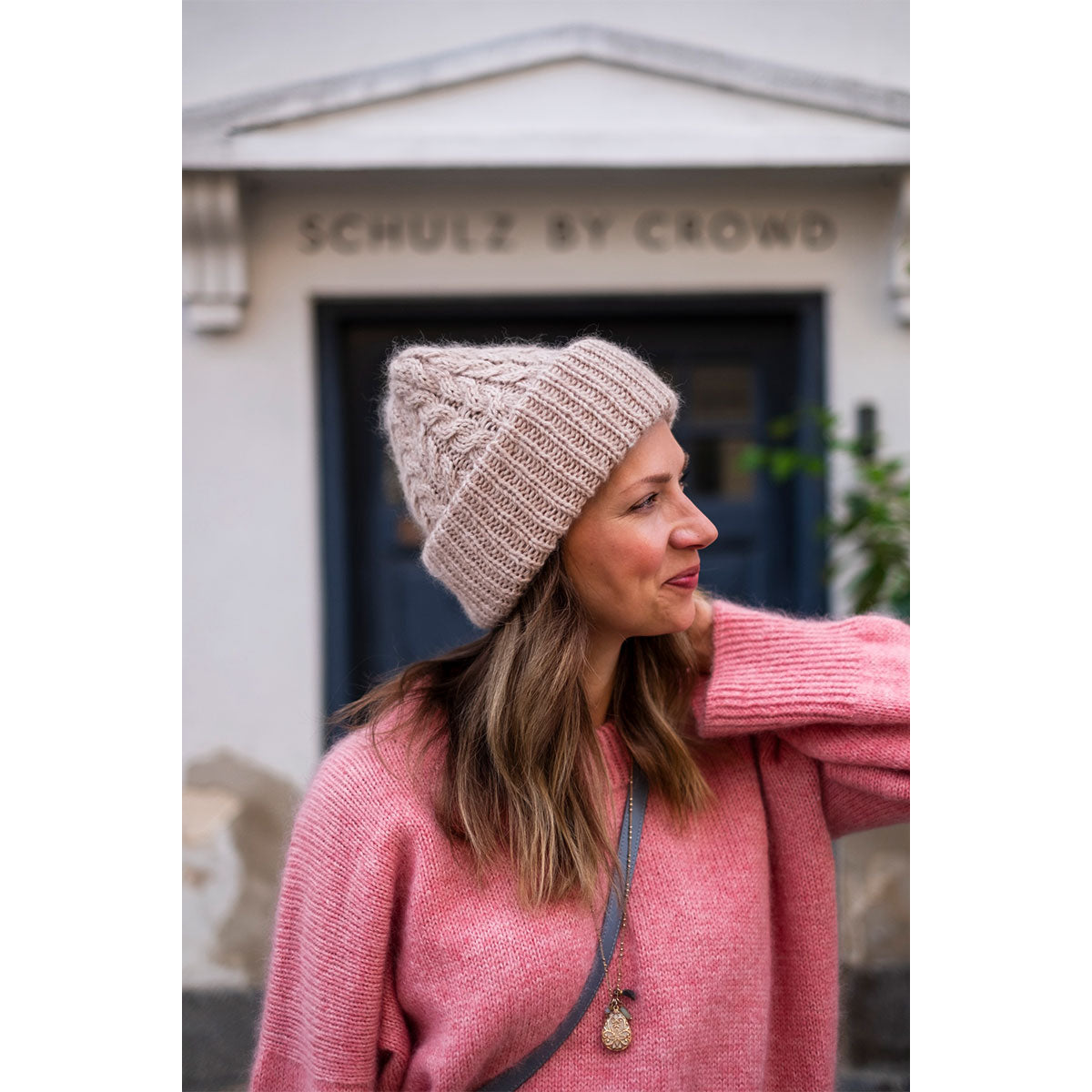 Veronika Lindberg's Laine Magazine Books - Knits to Wear: Effortless and Stylish Patterns by Kutova Kika