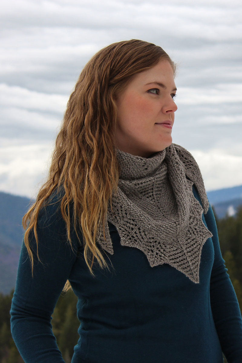 Justine Chenel Designs - Cozy Arrowhead Lace Garter Shawl Pattern - PDF Download