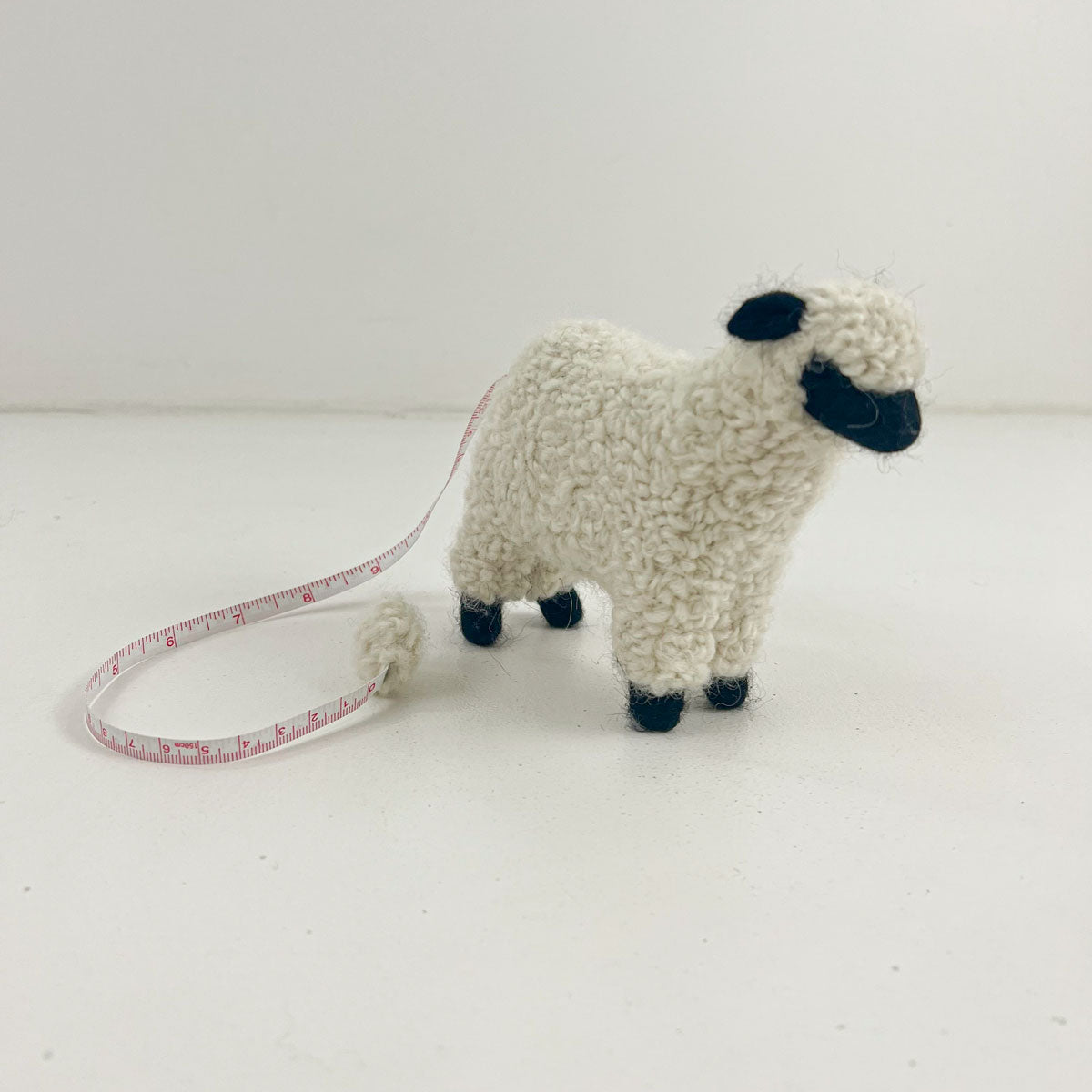 Jimmy Beans Wool Adorable Long Tail Lamb Tape Measures - Baaabara, Black and White