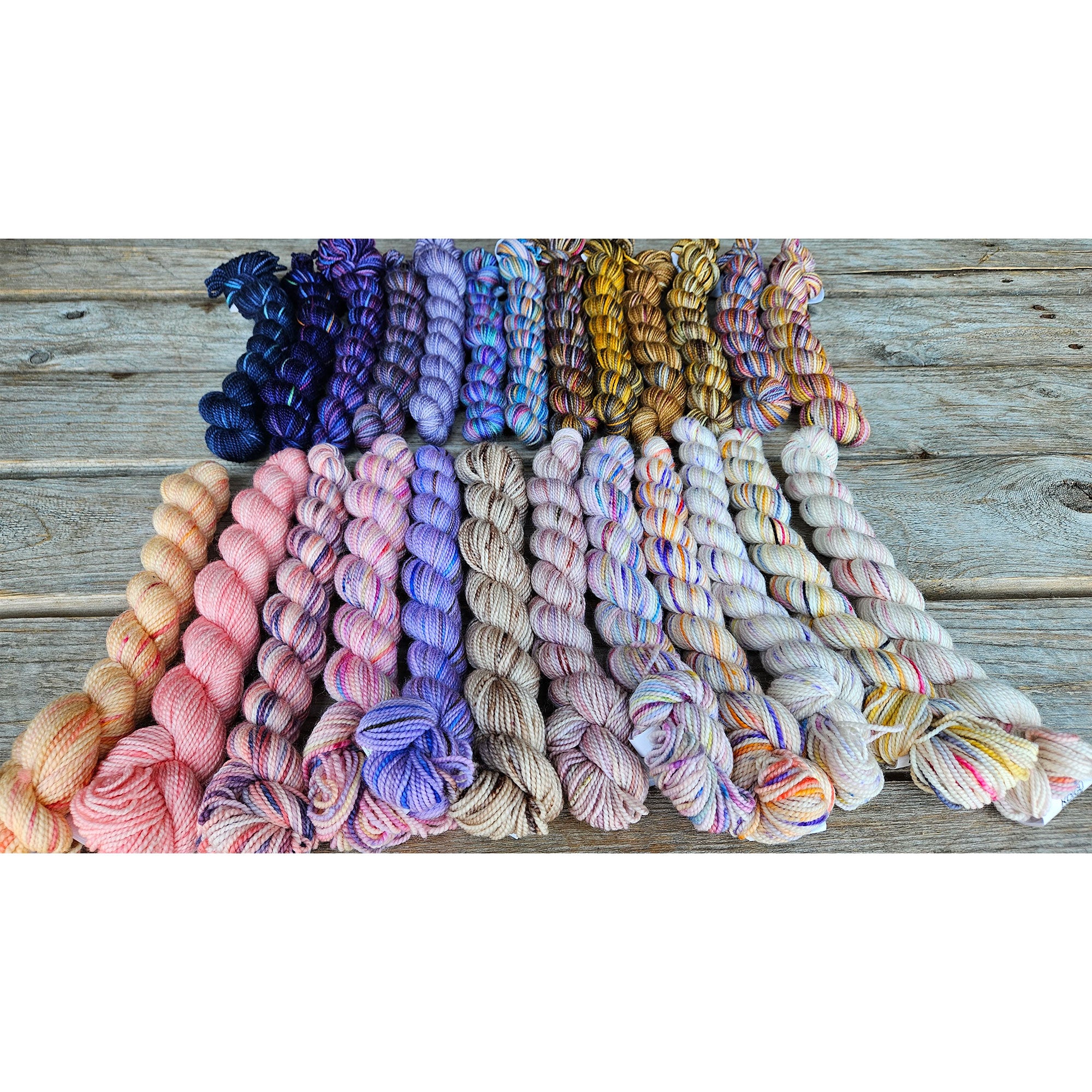 Koigu 25-Day KPPPM Pencil Pack Yarn - Home Grown - Festive Color Combos for Gradient Knitting