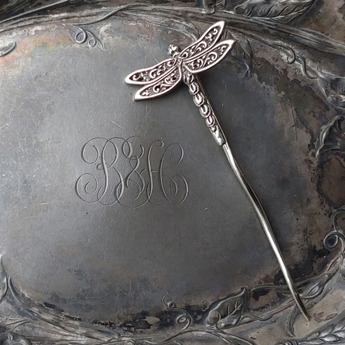 Stylish JUL Dragonfly Shawl Stick - Hand - polished White Bronze or Brass Accessory