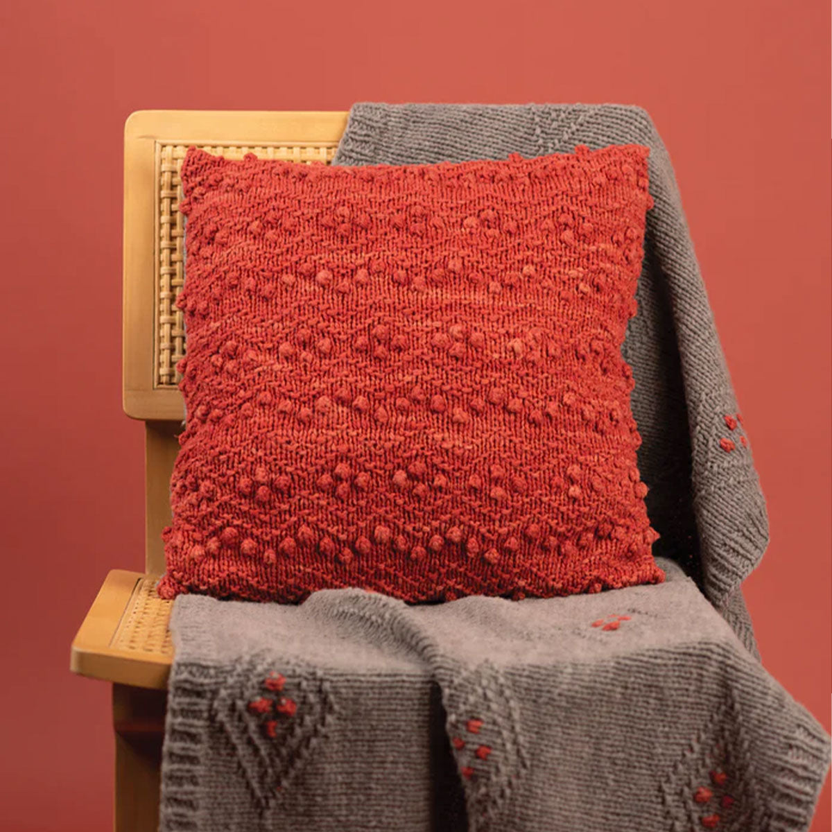 Exclusive Madder Making Publication - No. 14/ Inside: A Haven for Craft Enthusiasts