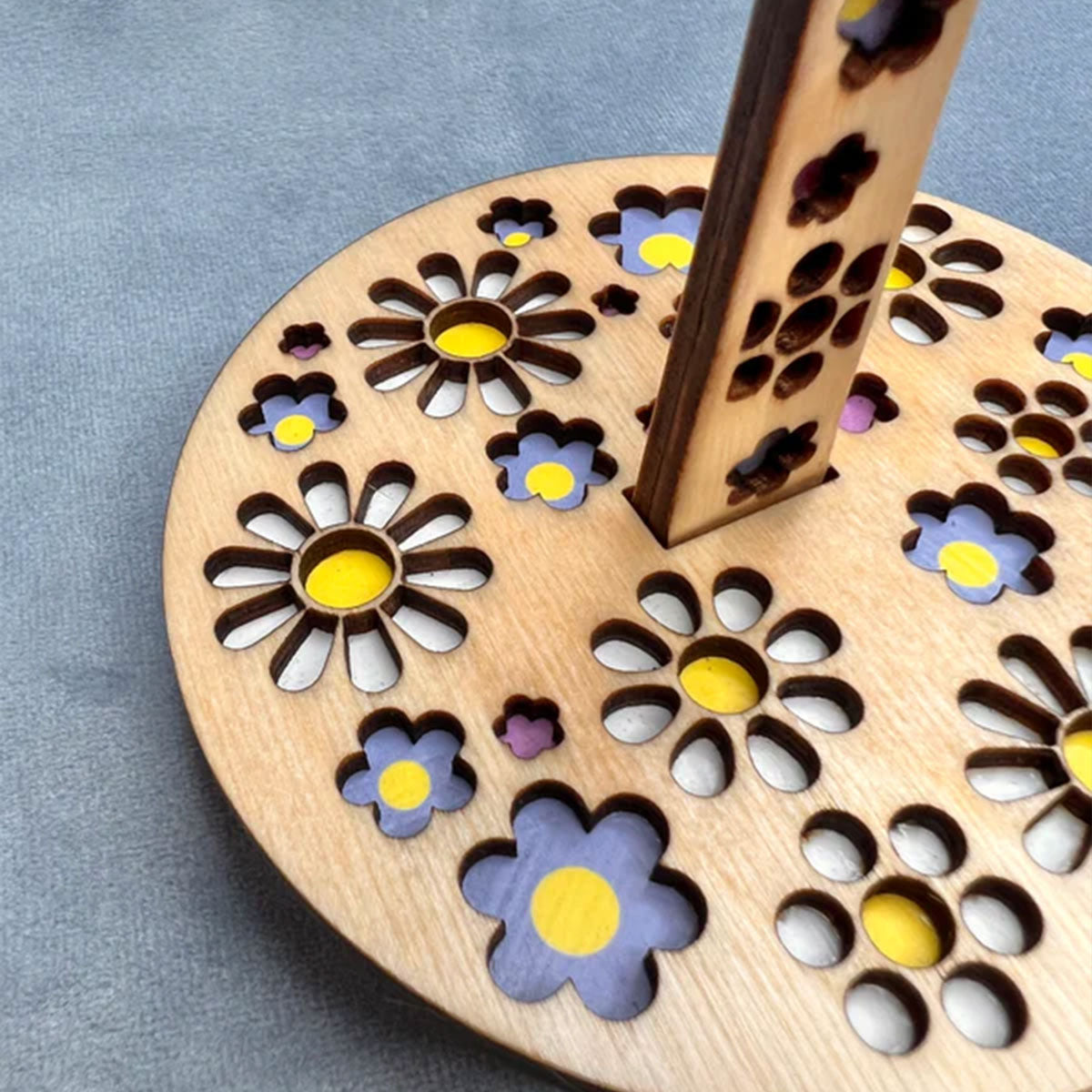 Hot Deal: Lemonwood Yarn Box and Mini Minder - Coming Up Daisies for Knitters and Crocheters