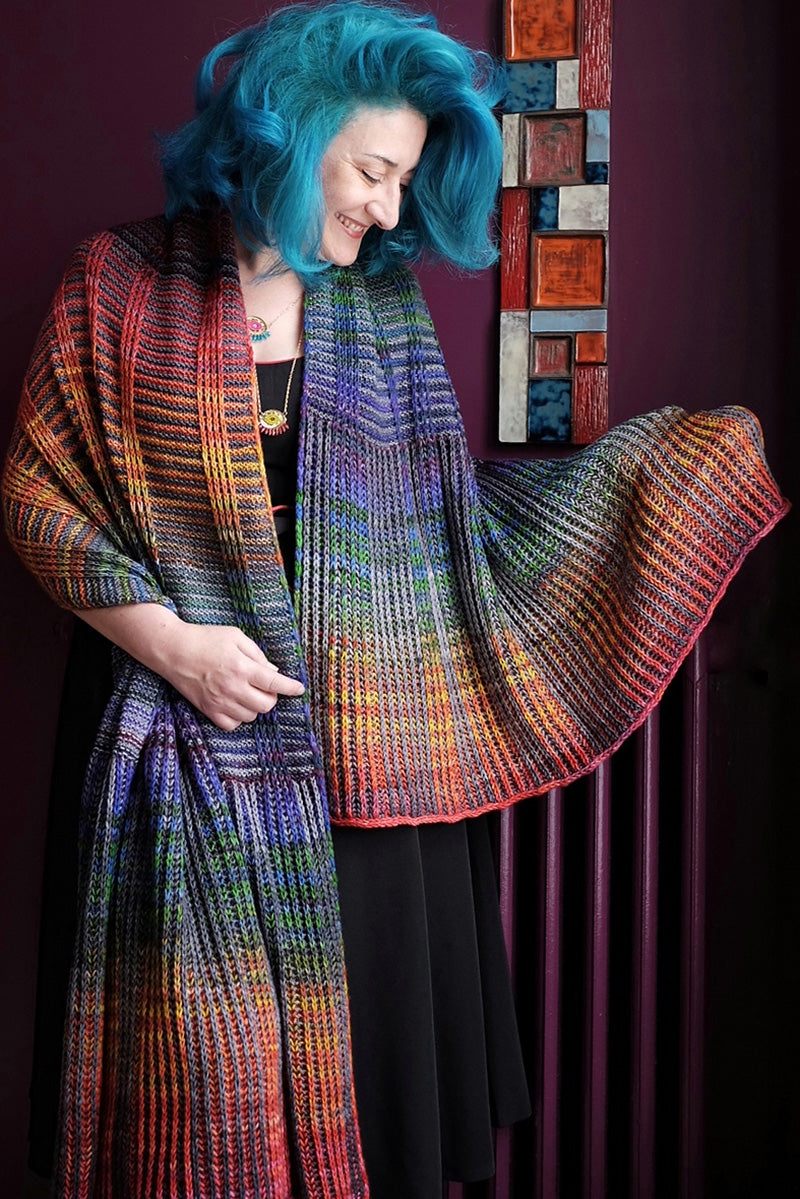 Julie Knits in Paris - Beaubourg Pattern Collection PDF Download: Stylish Two - Colour Brioche Rectangular Wrap Pattern