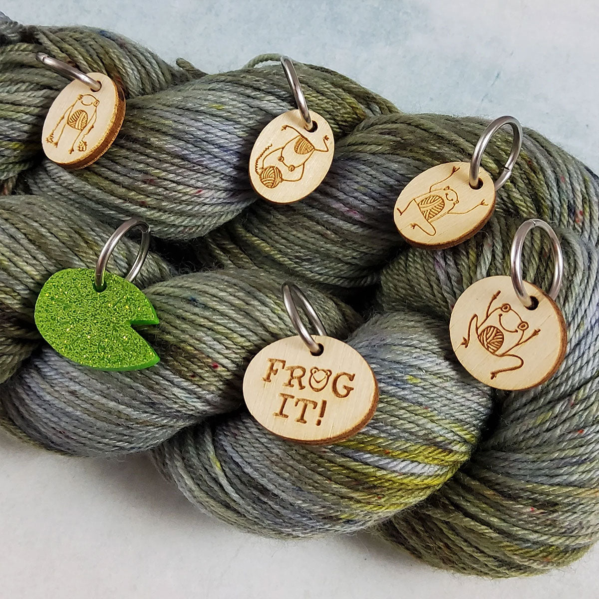 Katrinkles Frog Stitch Marker Set - Acrylic and Bamboo Crafting Delights