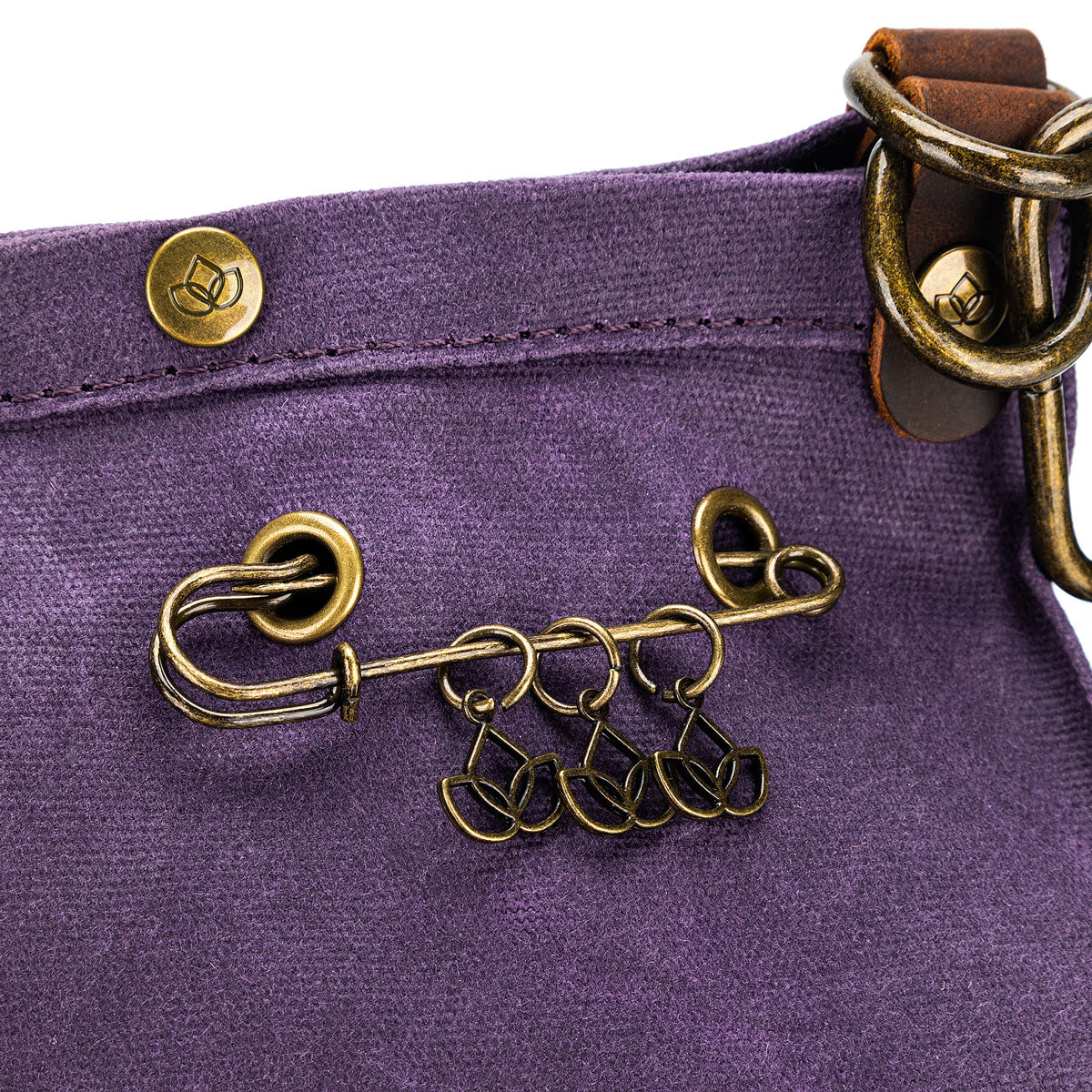 della Q Maker's Purple Canvas Rucksack - Ideal for Craft Projects