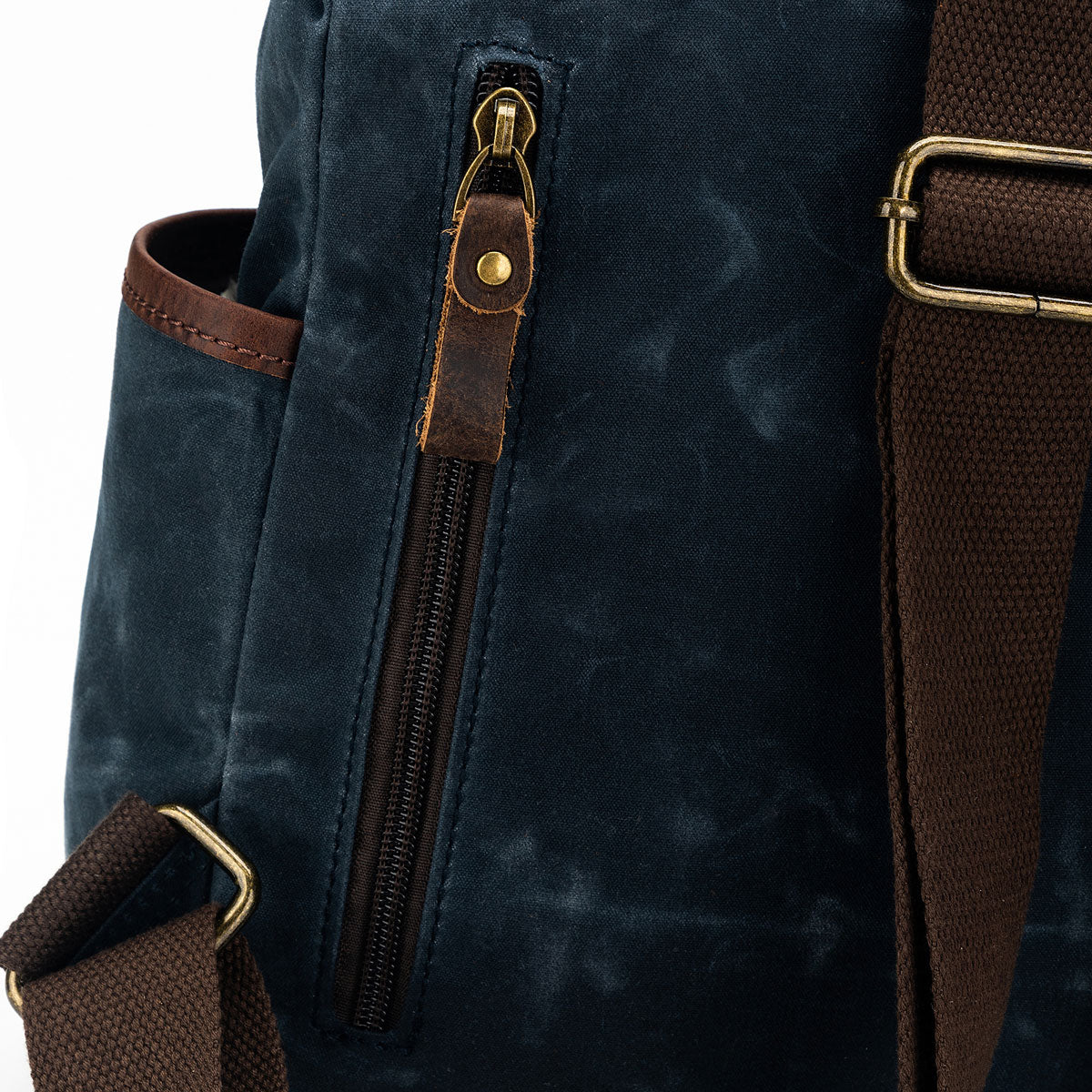 della Q Maker's Stylish Orange Midi Backpack for Crafting Enthusiasts