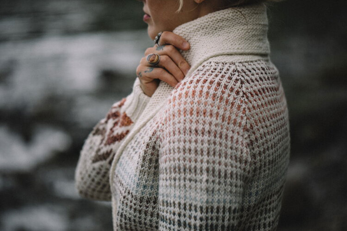 Andrea Mowry Drea Renee Knits Patterns - Stylish Spark Cardi with All - Over Colorwork