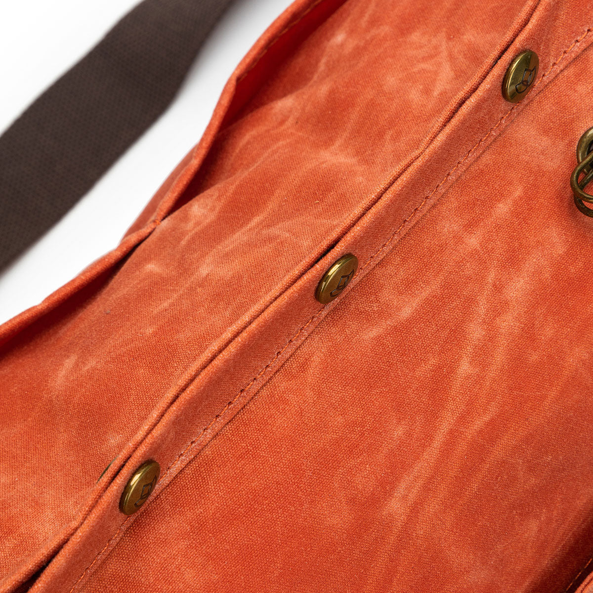 della Q Maker's Orange Canvas Rucksack - The Versatile Crafting Companion