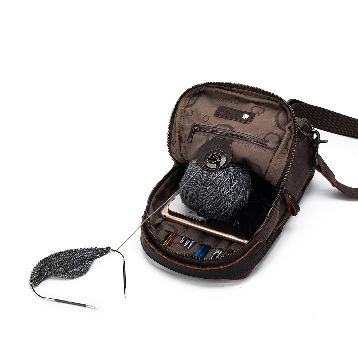 della Q Maker's Mini Cocoa Messenger - Stylish and Portable