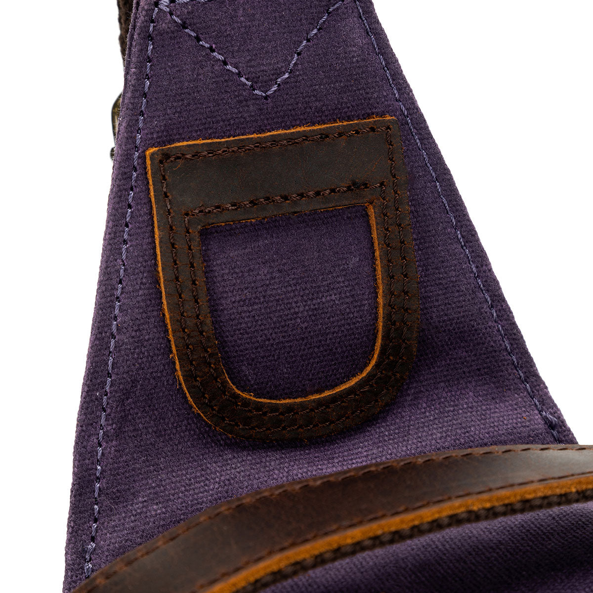della Q Maker's Mini Purple Messenger: Stylish & Portable