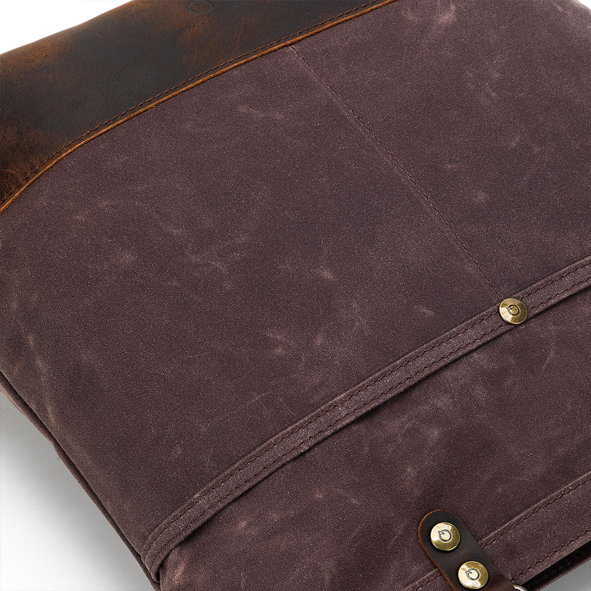 della Q Maker's Cocoa Canvas Tote for Knitters and Crocheters