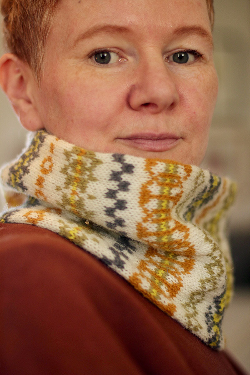 Jamieson's of Shetland Haslock Cowl Kits - Exquisite Palette A for Knitting Enthusiasts