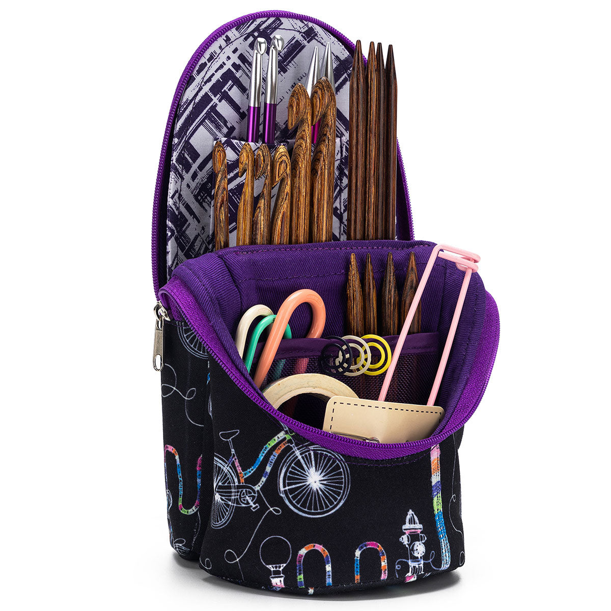 della Q Standing Needle Case - 600 - Fabulous Fabric Print Collection for Yarn Bombing