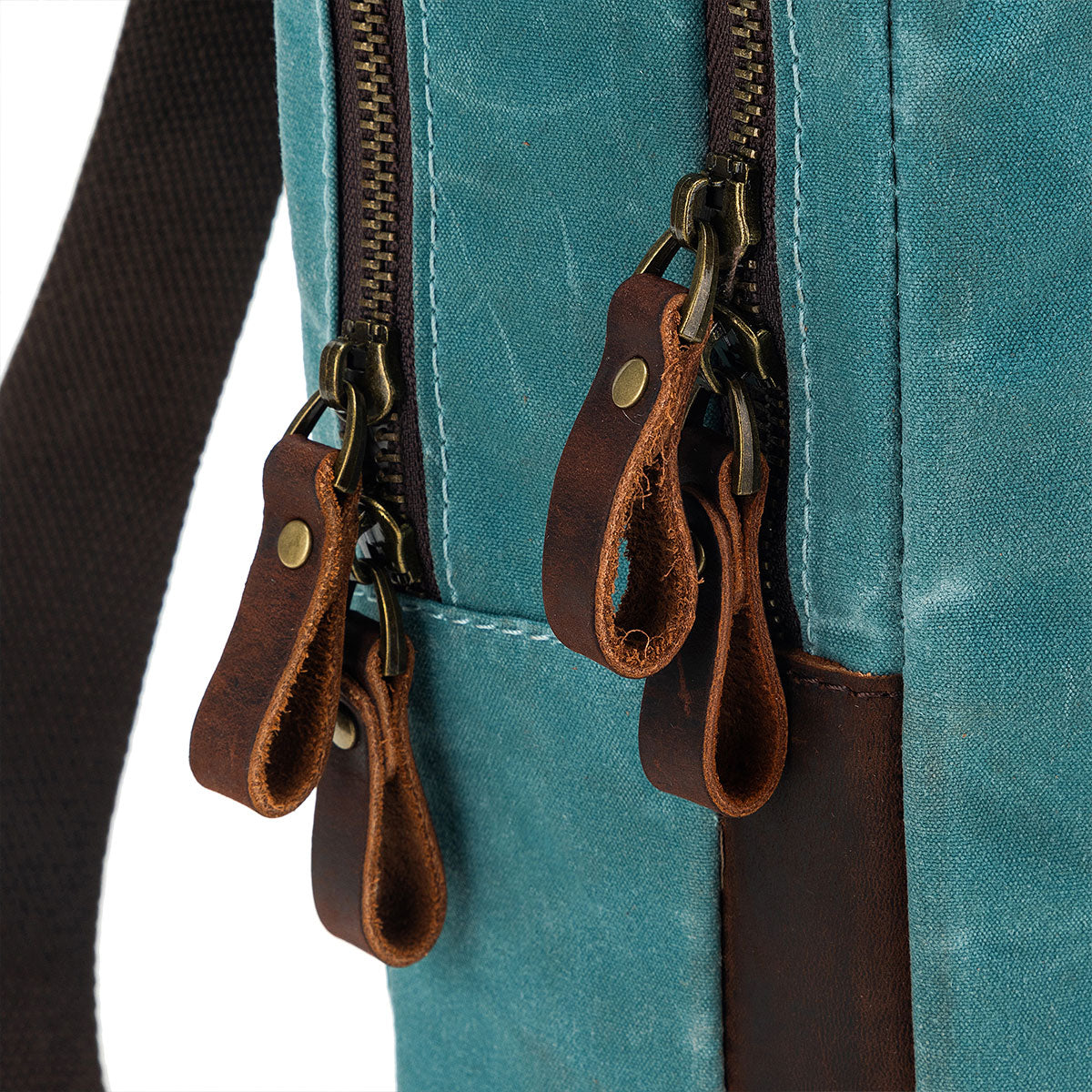 della Q Maker's Mini Messenger Bag - Teal, Lightweight & Water-Repellent