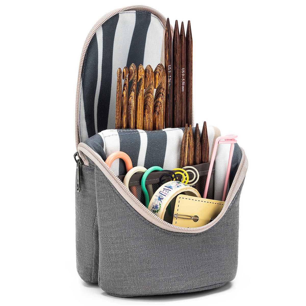 della Q Standing Needle Case 600 - Premium Linen - Slate Color