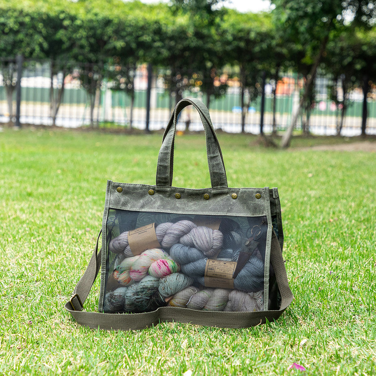 della Q Maker's Olive Mesh Tote - Ideal for On - the - go Crafting