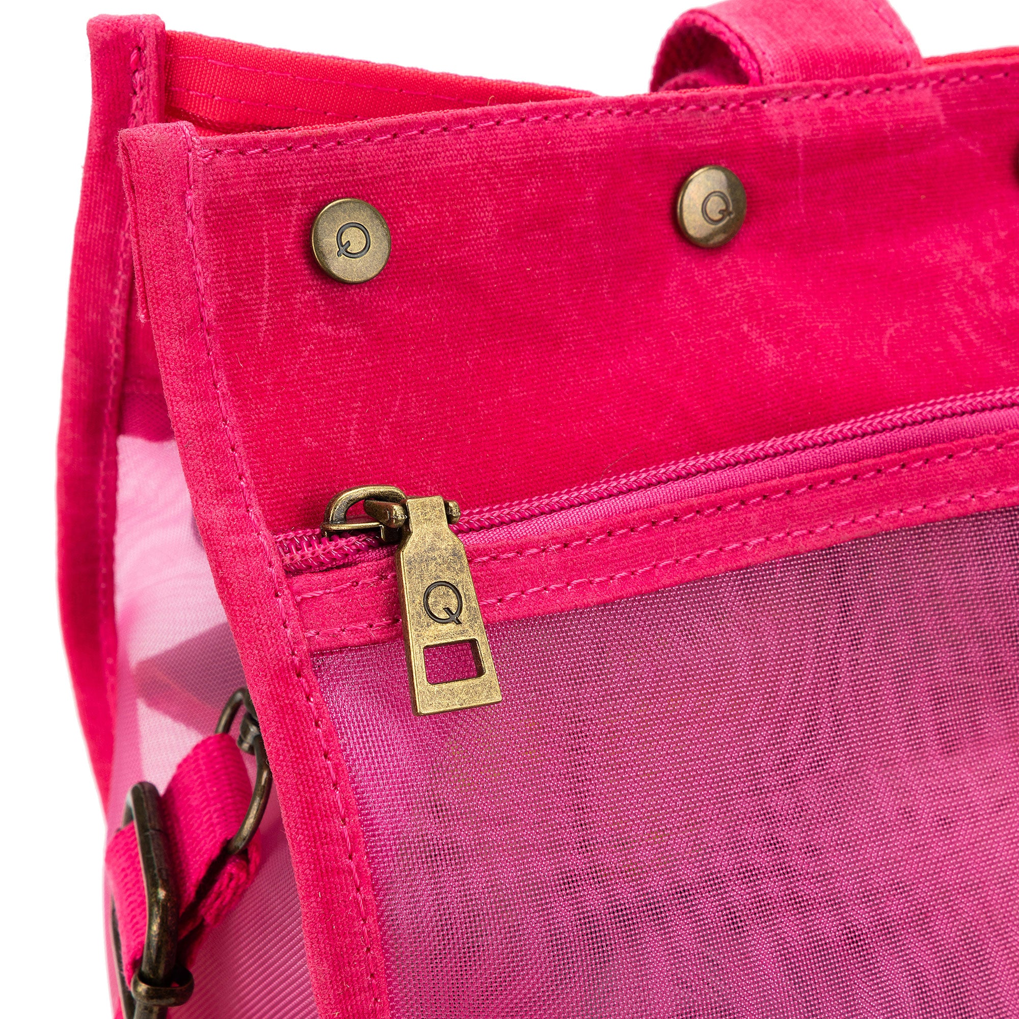 della Q Maker's Stunning Mesh Tote - TL Yarncrafts - Vivid Rose for On - the - go Creators