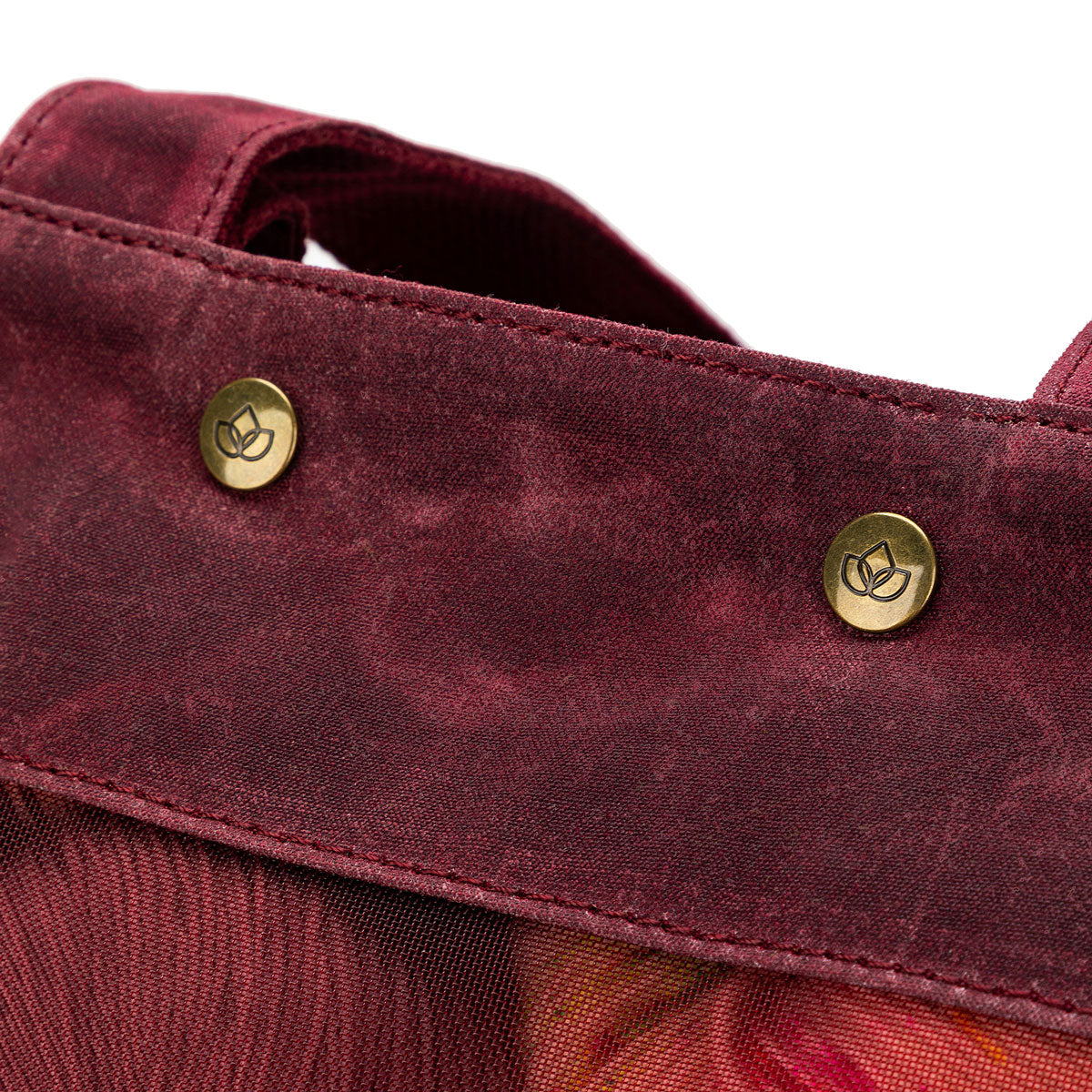 della Q Maker's Stylish Red Mesh Tote for Craft Enthusiasts