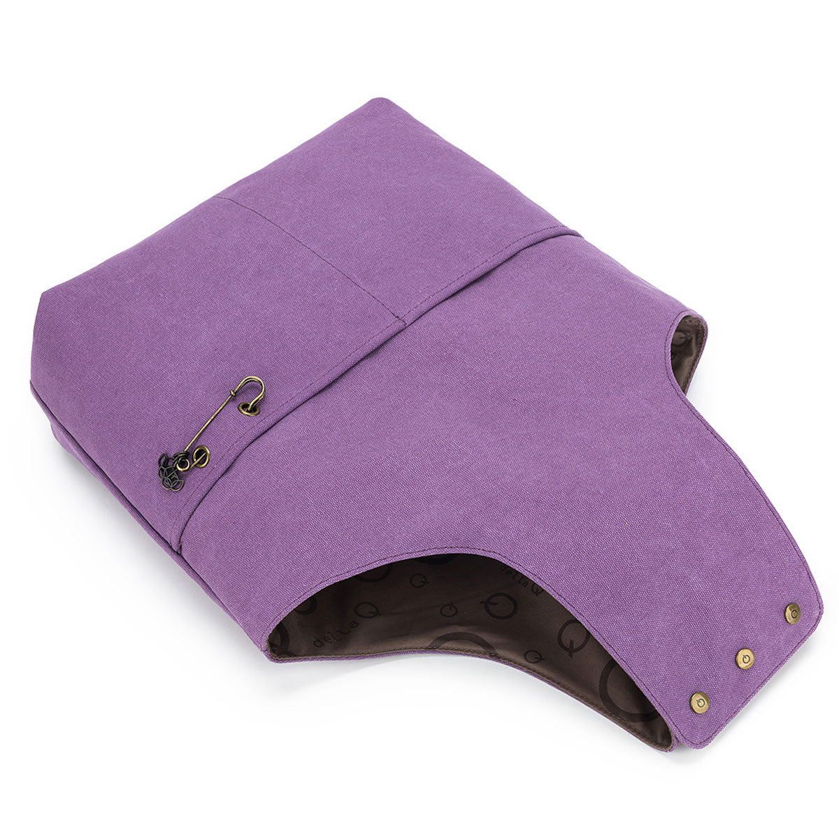 della Q Nora Bucket Bag - Plum: The Perfect Yarn and Craft Companion