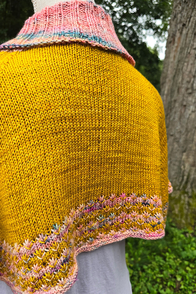 Dream In Color Pomona Knit Capelet Kit - Sunup & Amber Glass Shades