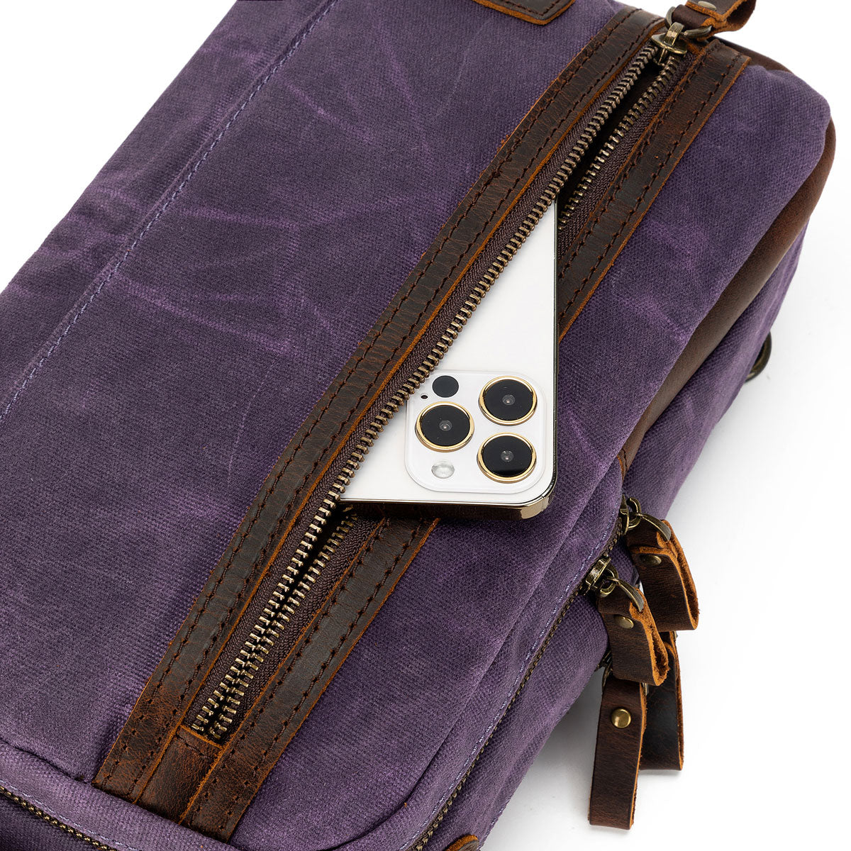 della Q Maker's Mini Purple Messenger: Stylish & Portable