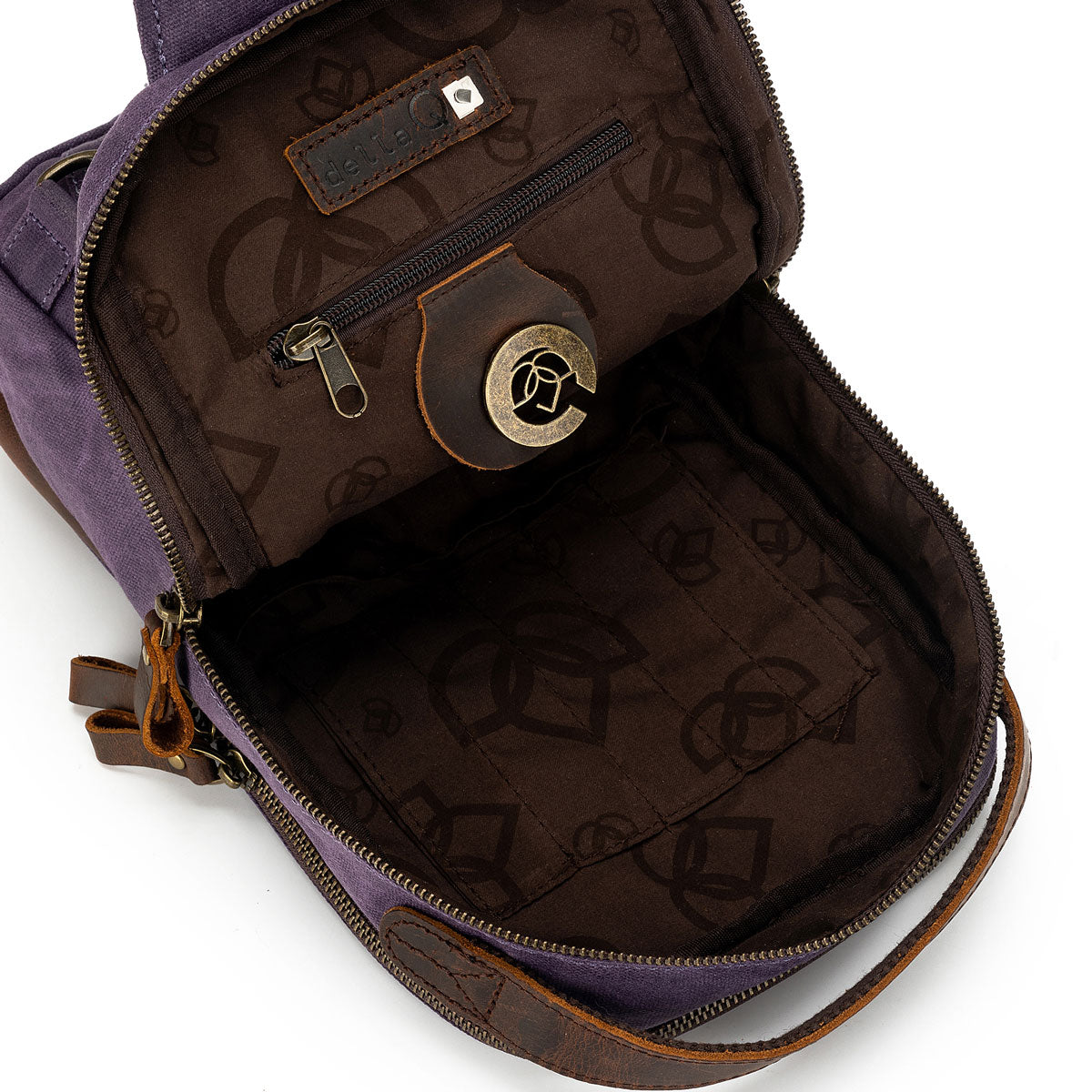della Q Maker's Mini Purple Messenger: Stylish & Portable