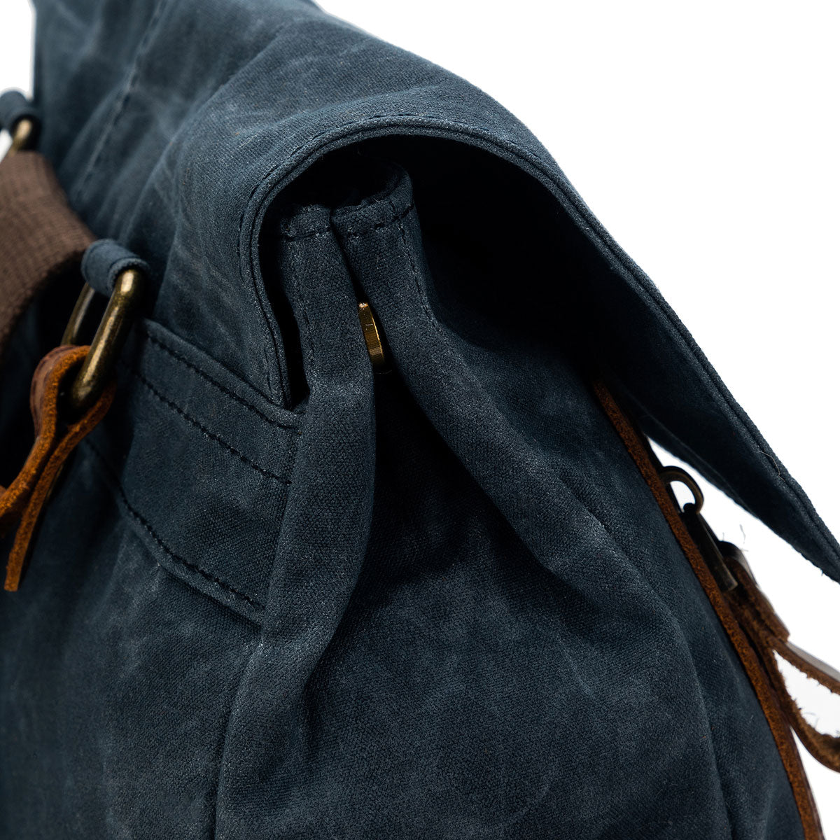 della Q Maker's Stylish Orange Midi Backpack for Crafting Enthusiasts