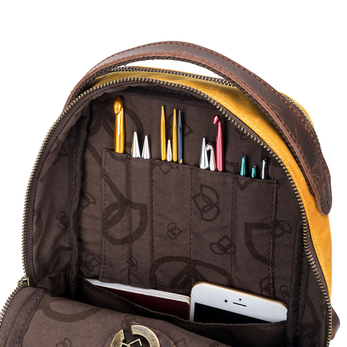 della Q Maker's Stylish Mini Messenger Bag - Red