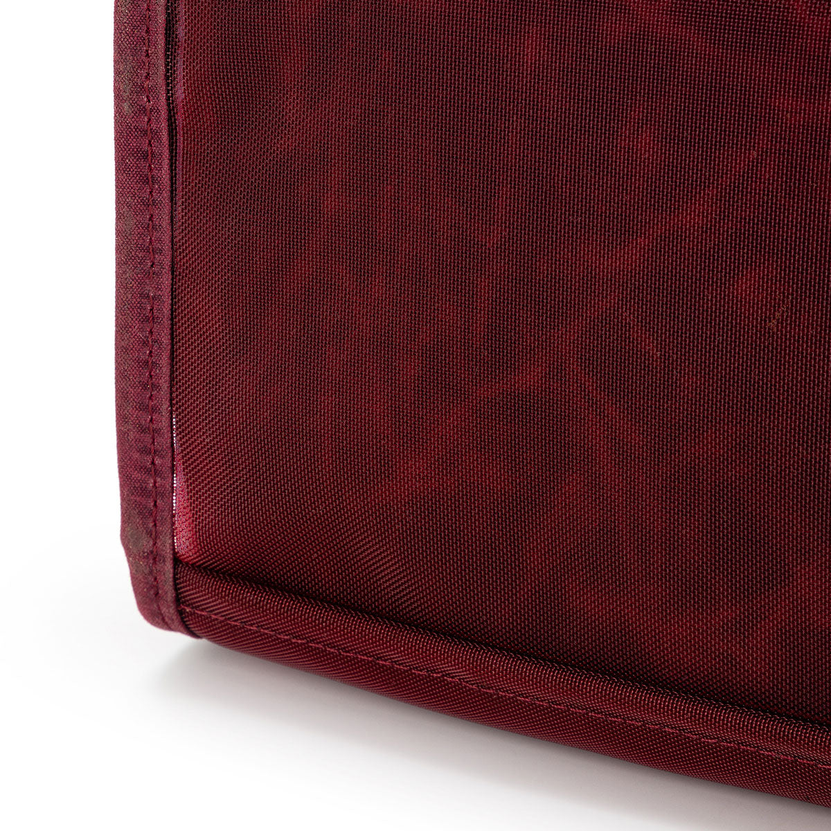 della Q Maker's Stylish Red Mesh Tote for Craft Enthusiasts