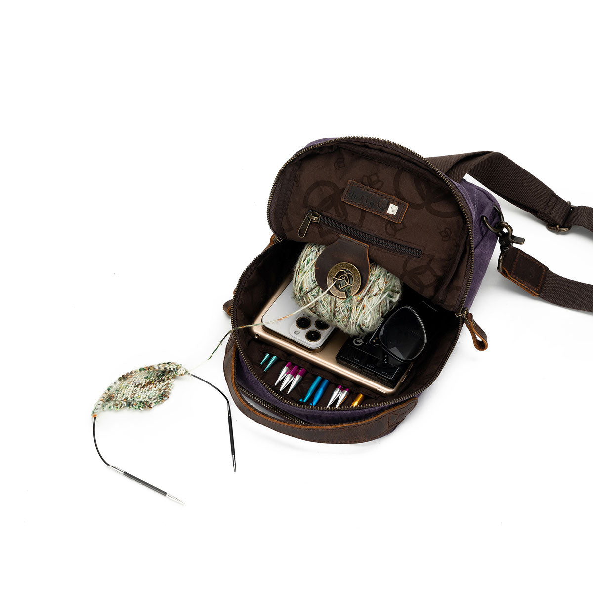 della Q Maker's Mini Purple Messenger: Stylish & Portable