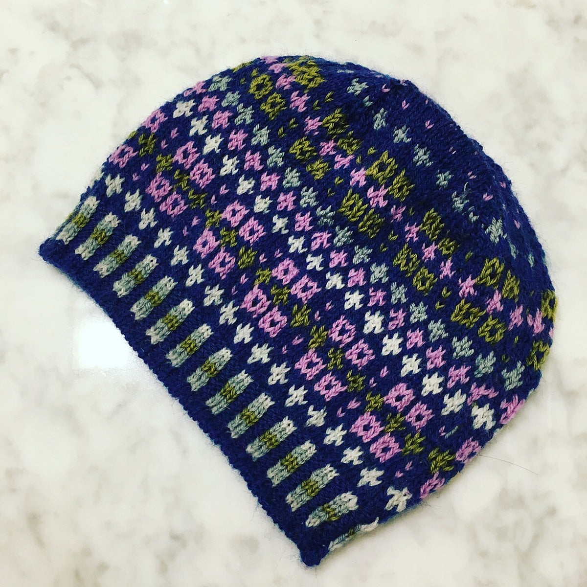 Jamieson's of Shetland Merrie Dancers Toorie Knitting Kit with Spindrift Yarn