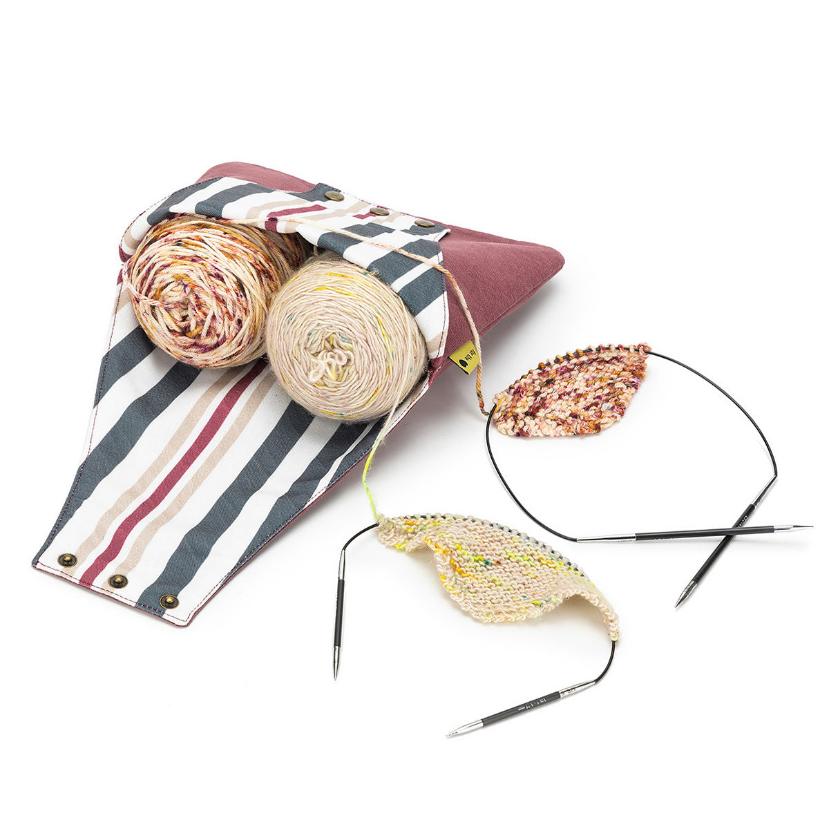 Della Q Nora Lightweight Linen Wine Wrist Bag - 1300-1 for On-the-Go Crafting