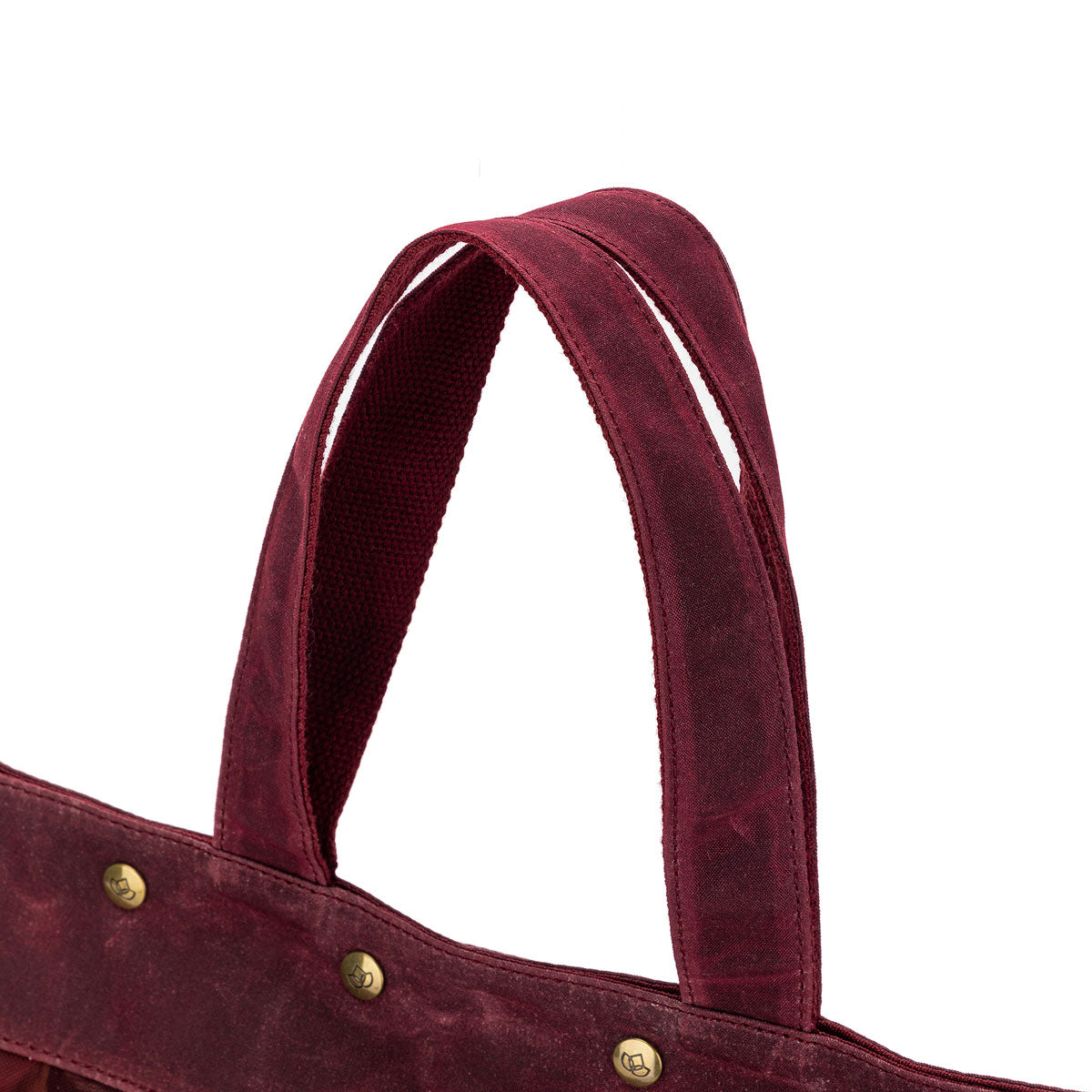 della Q Maker's Stylish Red Mesh Tote for Craft Enthusiasts