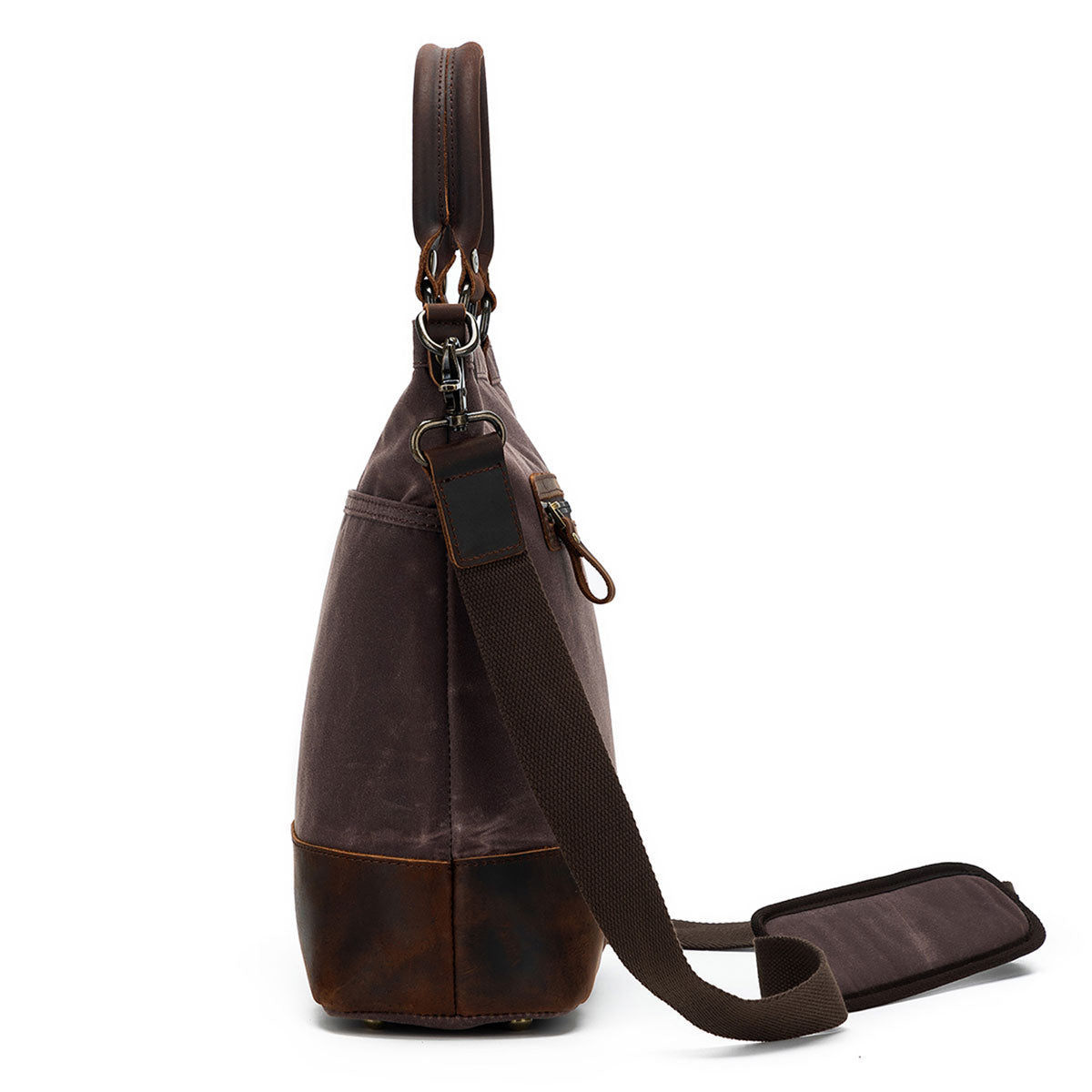 della Q Maker's Cocoa Canvas Tote for Knitters and Crocheters
