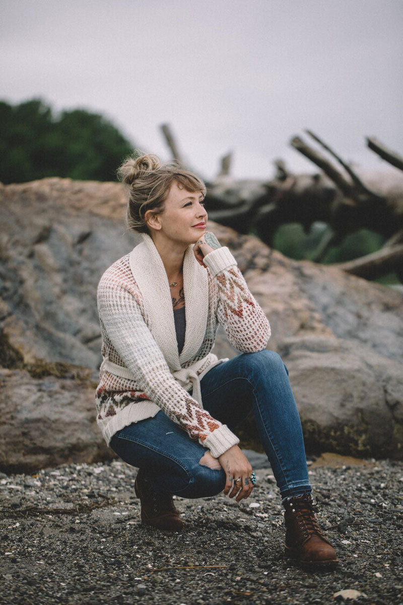 Andrea Mowry Drea Renee Knits Patterns - Stylish Spark Cardi with All - Over Colorwork
